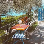 Guest house Casa Pernice 4*